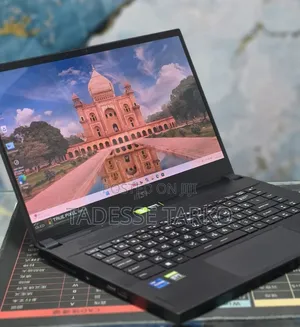 New Laptop MSI 32GB Intel Core i7 SSD 1T