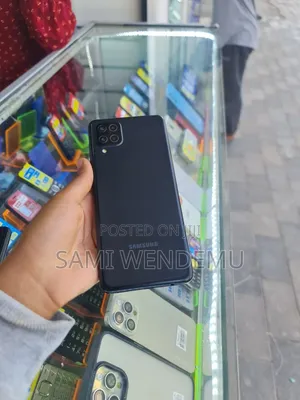 Samsung Galaxy A12 32 GB Black