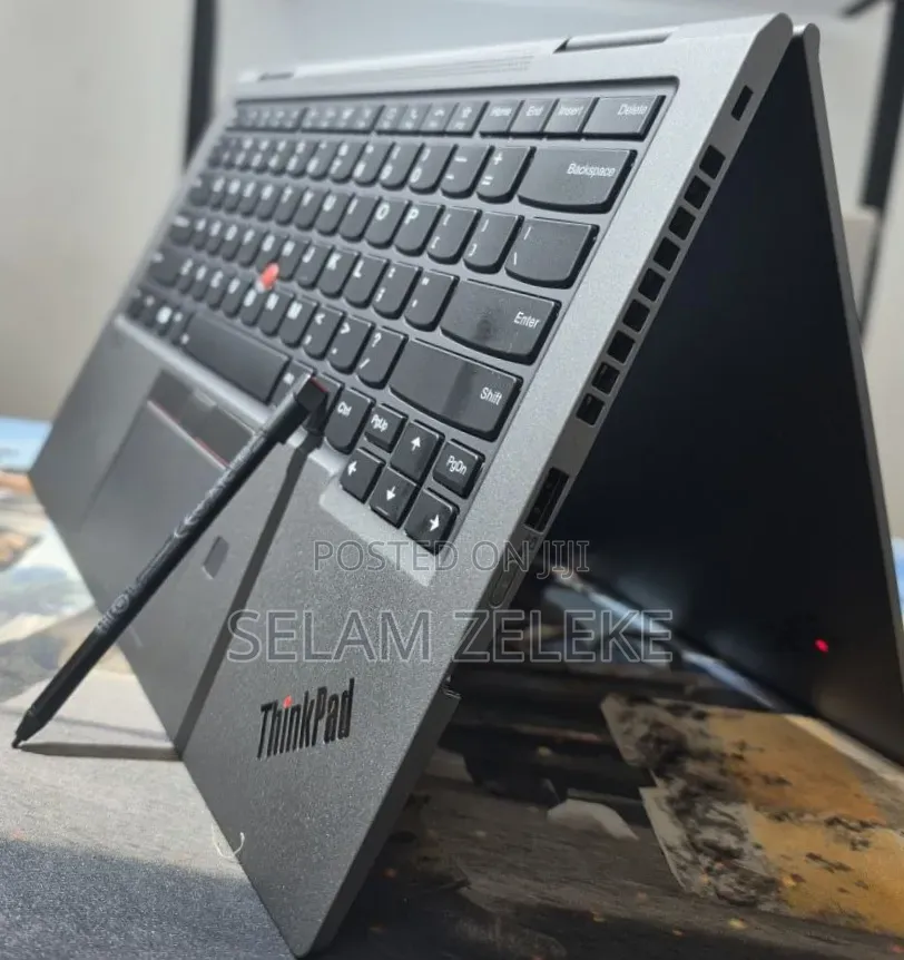 New Laptop Lenovo ThinkPad X1 Yoga 16GB Intel Core i7 SSD 512GB