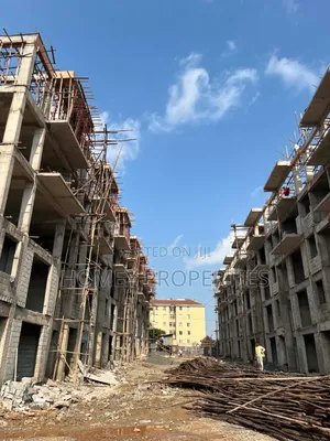 ባለ 3መኝታ G+4 ኮንፓውንድ ግቢ 3bdrm Apartment in Kangaroo, Bole for Sale