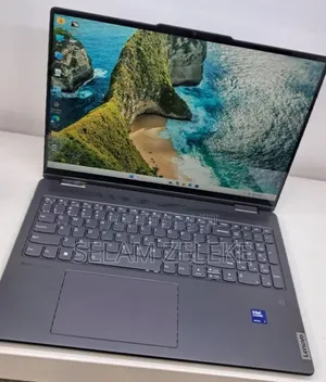 New Laptop Lenovo 16GB Intel Core Ultra 7 SSD 512GB