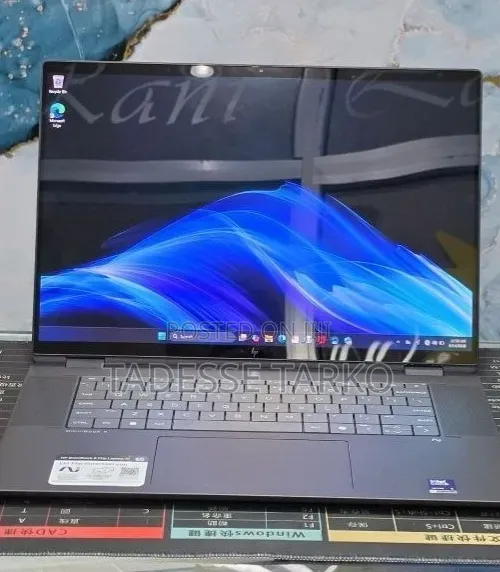New Laptop HP OmniBook Ultra Flip 16" 32GB Intel Core Ultra 9 SSD 2T