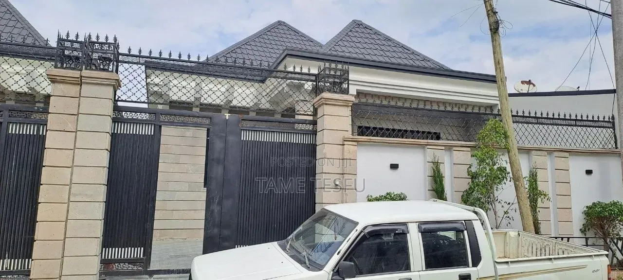 Furnished 4bdrm Villa in ወሰን, Bole for sale