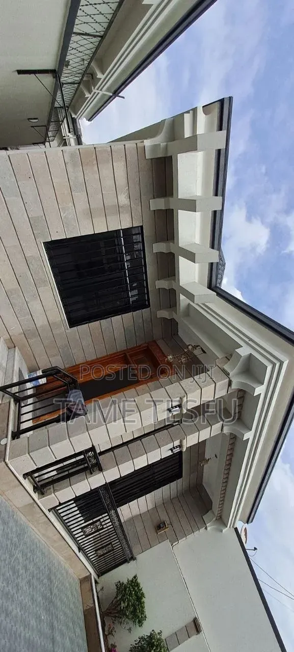 Furnished 4bdrm Villa in ወሰን, Bole for sale