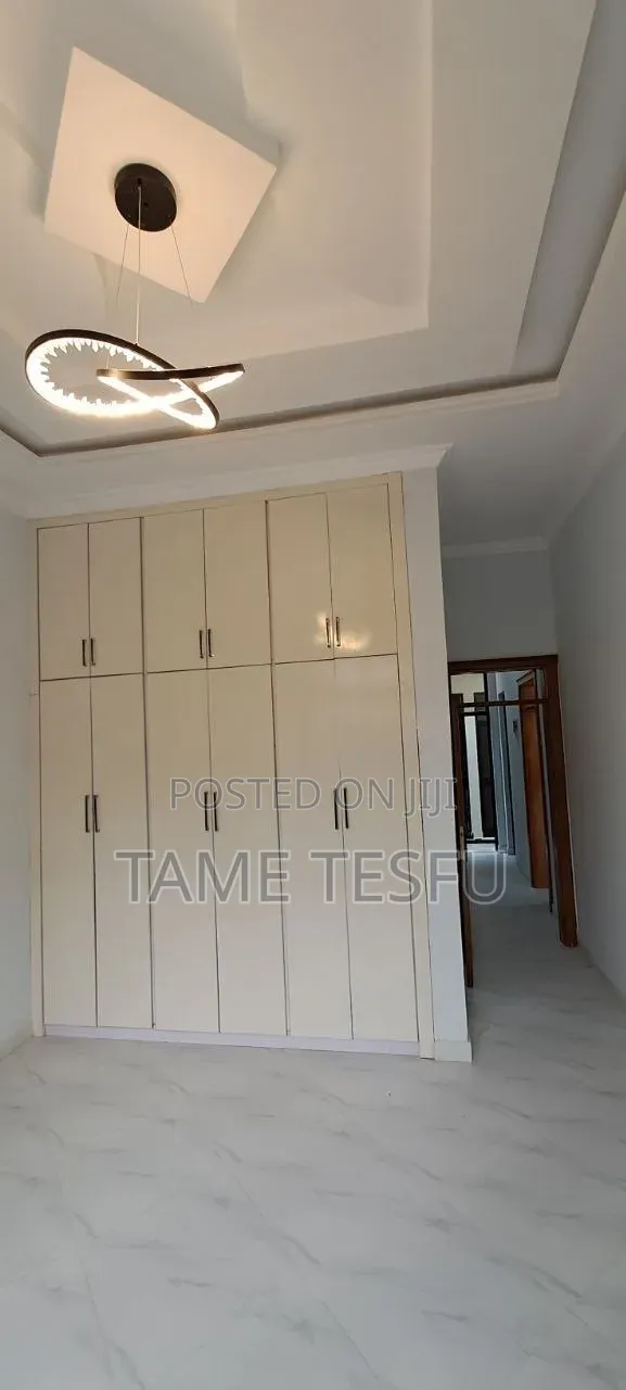 Furnished 4bdrm Villa in ወሰን, Bole for sale