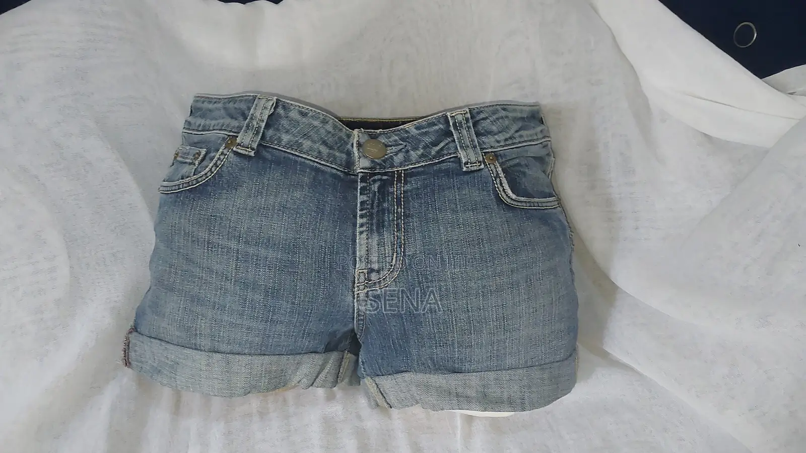 New and Bonda Clothes