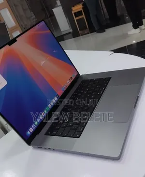 New Laptop Apple MacBook Pro 2021 M1 64GB Apple M1 Max SSD 1T