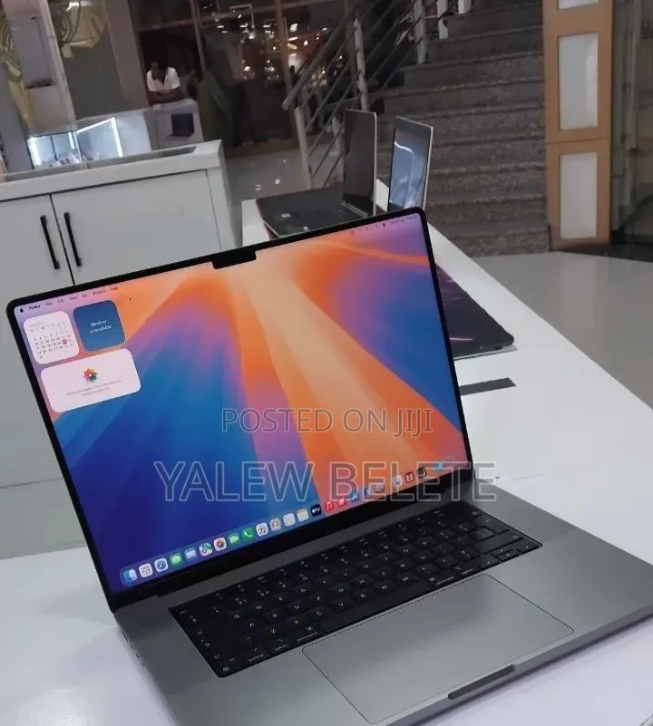 New Laptop Apple MacBook Pro 2021 M1 64GB Apple M1 Max SSD 1T