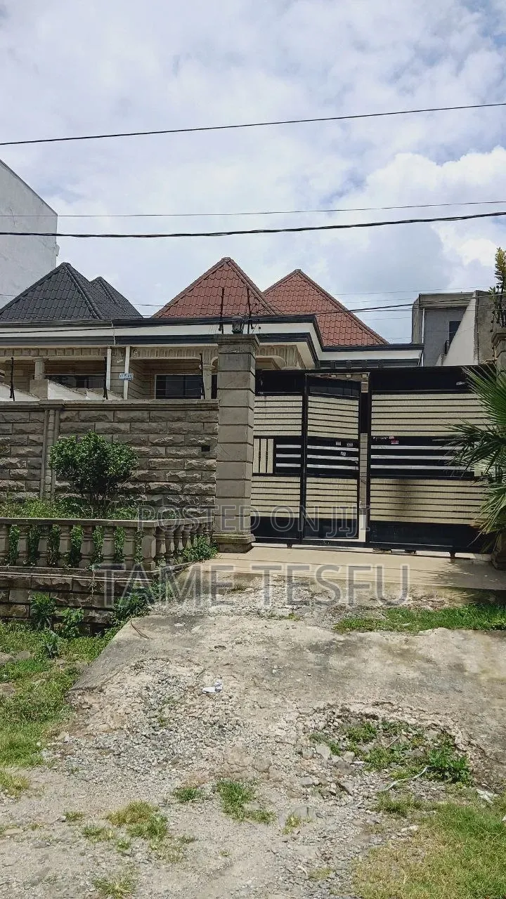 Furnished 4bdrm Villa in Semit, Bole for sale