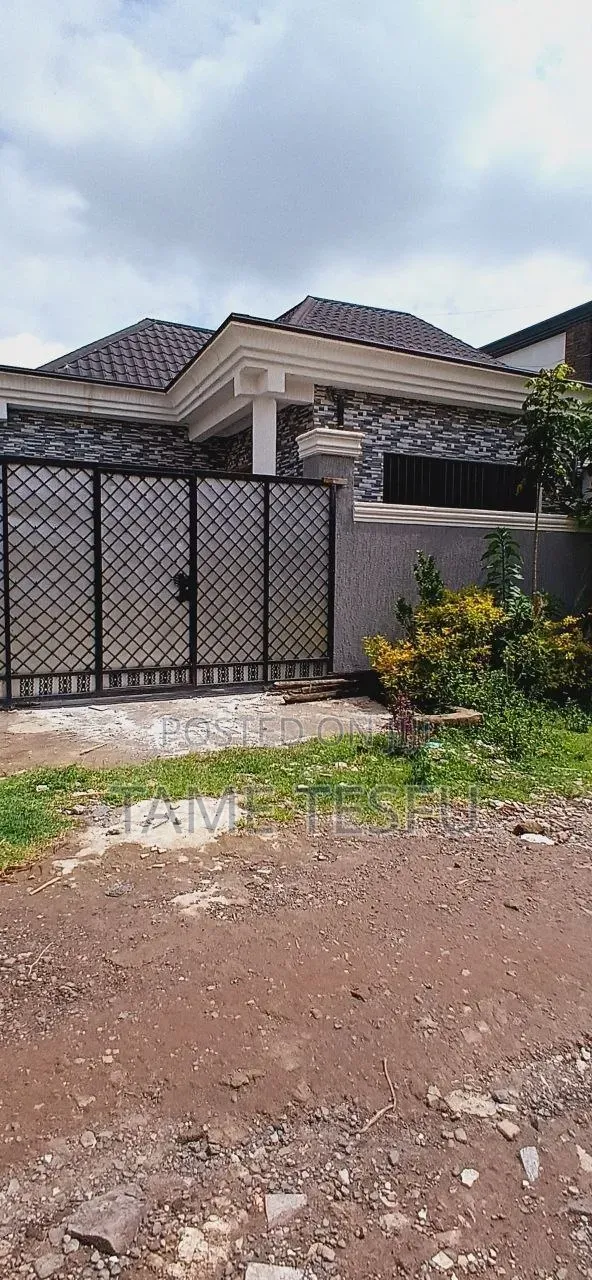 Furnished 3bdrm Villa in Semit, Bole for sale