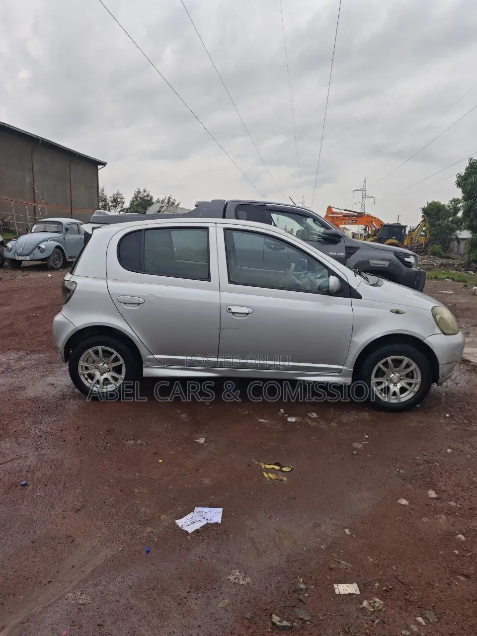 Toyota Vitz 2001 Silver
