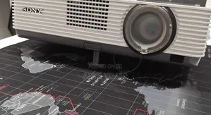 Sony Projector
Model Name VPL-Dx220
Hardware Intm