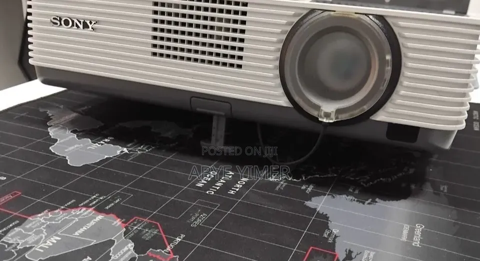 Sony Projector
Model Name VPL-Dx220
Hardware Intm