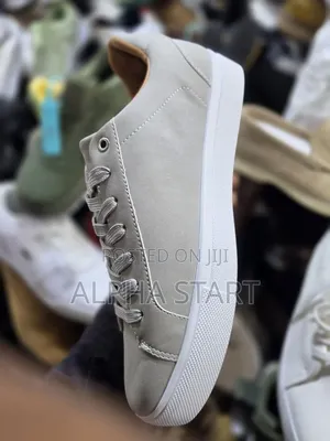 Zara Cream Color High Master Quality Flat Lather Shoes for Man's