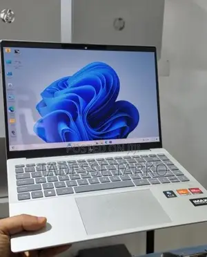 New Laptop HP Pavilion 14 16GB AMD Ryzen 7 SSD 1T