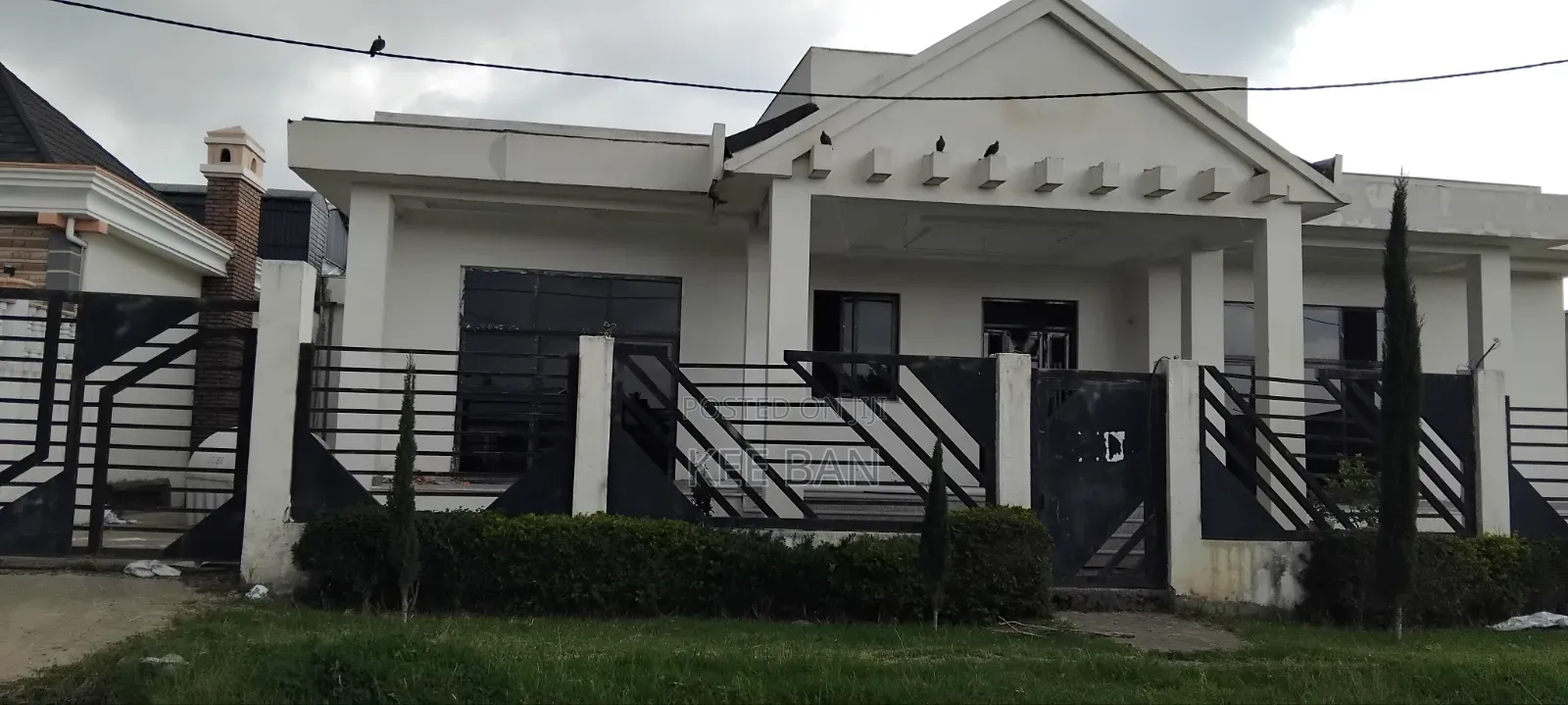 Furnished 8bdrm Villa in Ropack Realestate, Oromia-Finfinne for sale