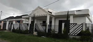 Furnished 8bdrm Villa in Ropack Realestate, Oromia-Finfinne for sale