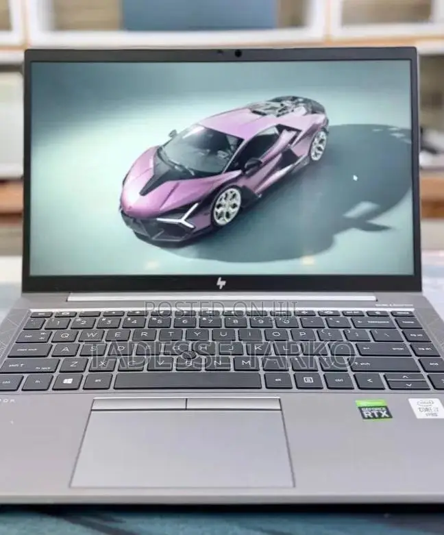 New Laptop HP ZBook Firefly G8 16GB Intel Core i7 SSD 512GB