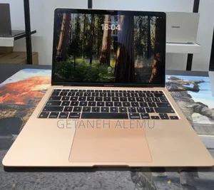 New Laptop Apple MacBook Air 8GB Apple M1 SSD 256GB