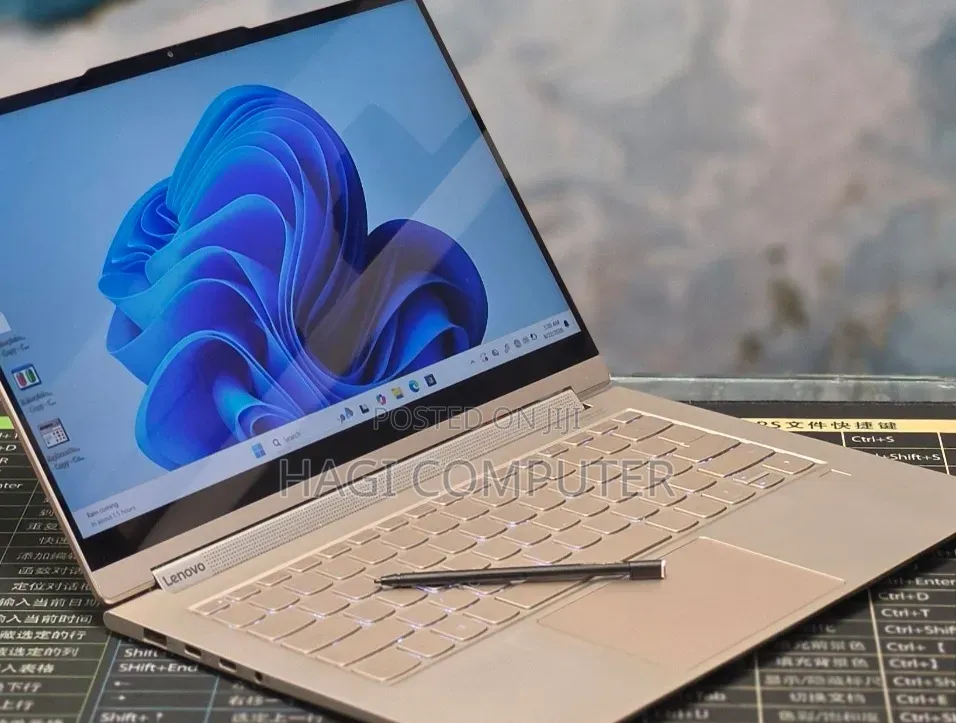 New Laptop Lenovo Yoga 9i 16GB Intel Core i7 SSD 512GB