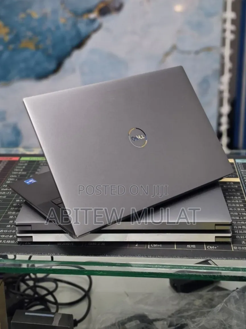 New Laptop Dell Precision 5560 32GB Intel Core i7 SSD 1T