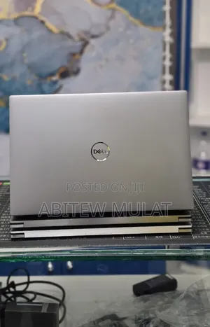 New Laptop Dell Precision 5560 32GB Intel Core i7 SSD 1T