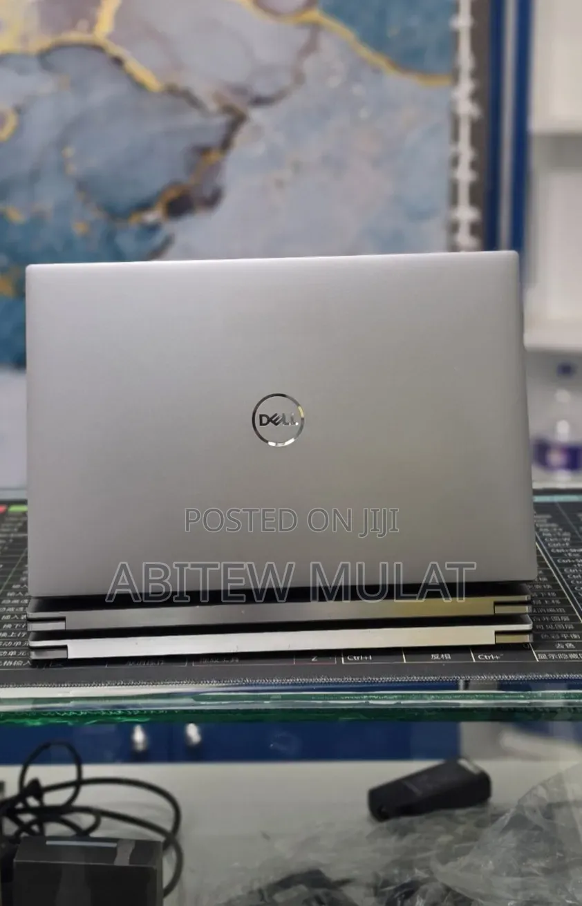 New Laptop Dell Precision 5560 32GB Intel Core i7 SSD 1T