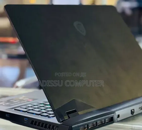 New Laptop MSI GP66 LEOPARD 10UG 16GB Intel Core i7 SSD 512GB