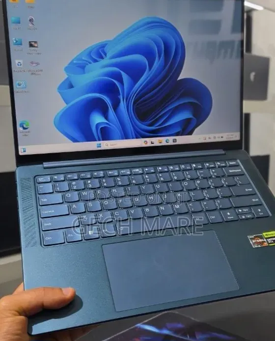 New Laptop Lenovo Yoga 2 Pro 16GB AMD Ryzen 7 SSD 512GB