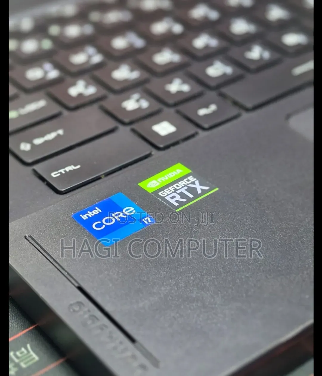 New Laptop MSI Creator 17 B11UG-415 32GB Intel Core i7 SSD 1T