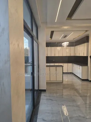 Furnished 8bdrm House in Bole for sale