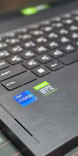 New Laptop MSI Creator A16 AI+ 32GB Intel Core i7 SSD 1T