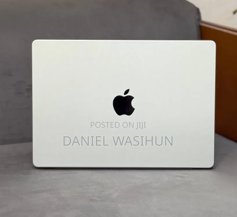 New Laptop Apple MacBook Pro 2021 M1 16GB Apple M1 Pro SSD 512GB