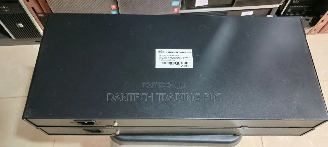 D-Link DES-1210-28 Web Smart Switch