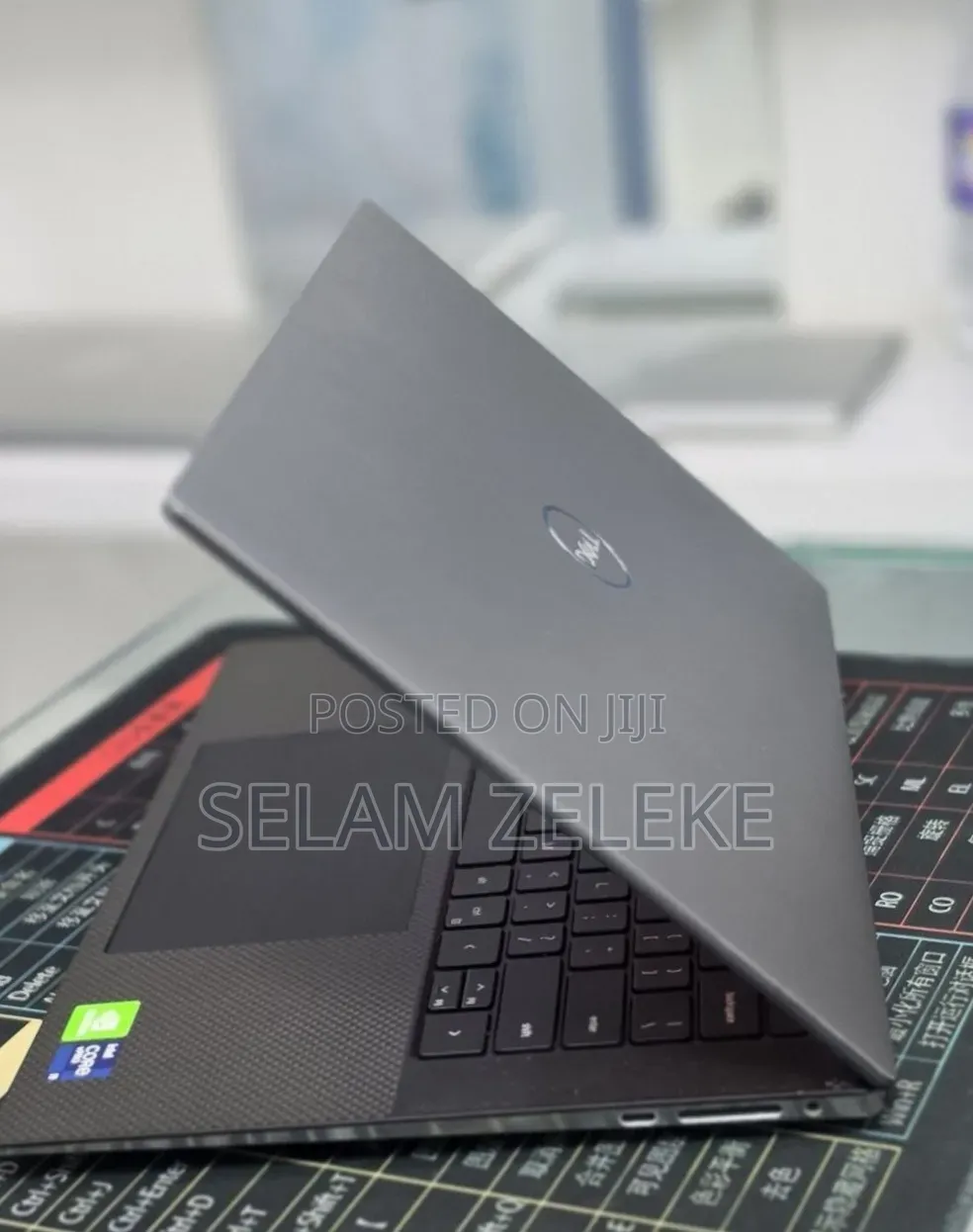 New Laptop Dell Precision 5560 16GB Intel Core i9 SSD 512GB