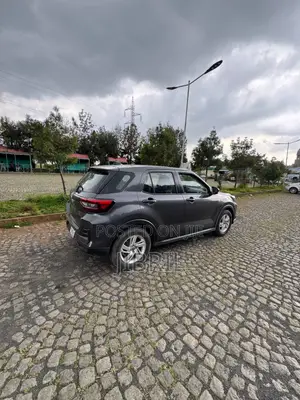 Toyota Raize 1.0 AWD 2023 Black