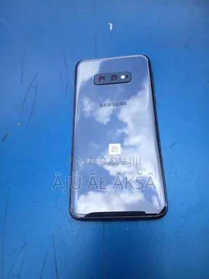 New Samsung Galaxy S10e 128 GB Black