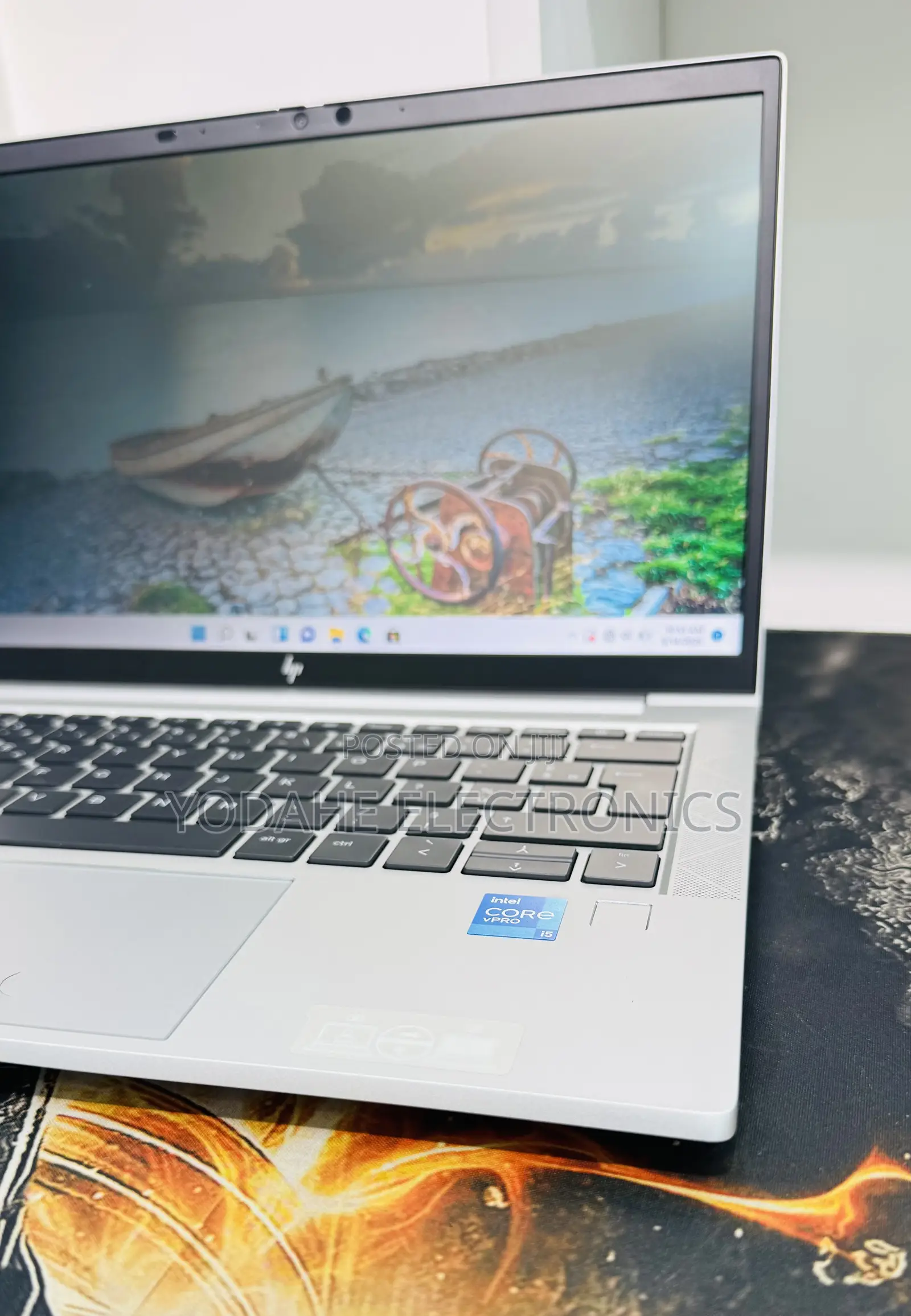 New Laptop HP EliteBook 830 G8 16GB Intel Core i5 SSD 512GB