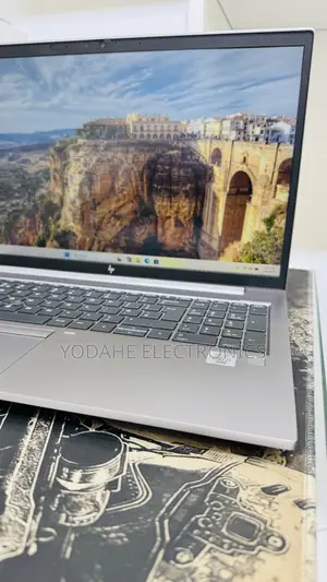 New Laptop HP ZBook 15 16GB Intel Core i7 SSD 512GB