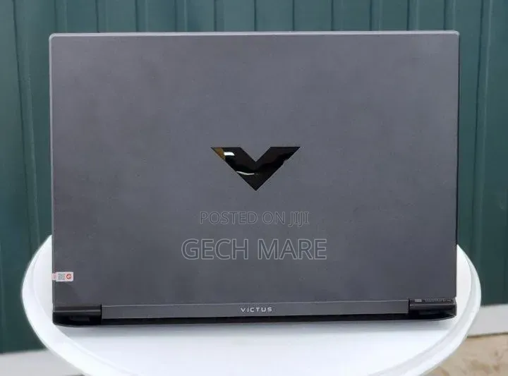 New Laptop HP Victus 15 16GB Intel Core i7 SSD 512GB