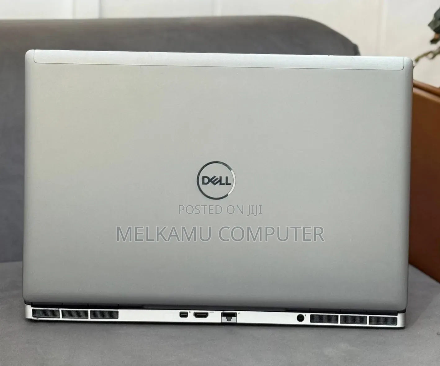 New Laptop Dell Precision 7760 16GB Intel Core i5 SSD 512GB