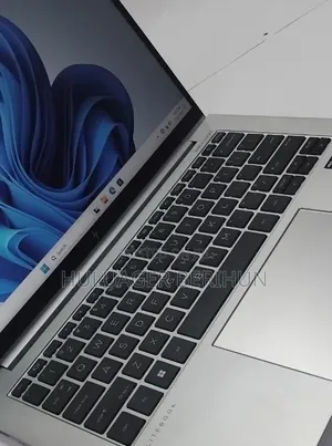 New Laptop HP EliteBook 840 10 16GB Intel Core i7 SSD 512GB