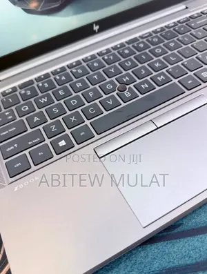 New Laptop HP ZBook 15 16GB Intel Core i7 SSD 512GB