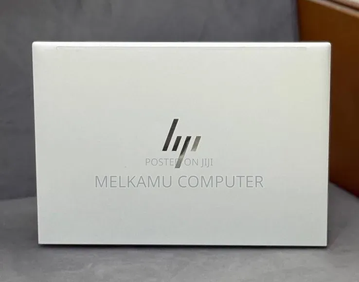 New Laptop HP EliteBook 830 G9 16GB Intel Core i5 SSD 512GB