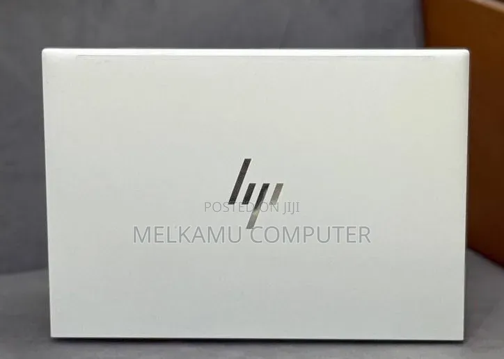 New Laptop HP EliteBook 830 G9 16GB Intel Core i5 SSD 512GB