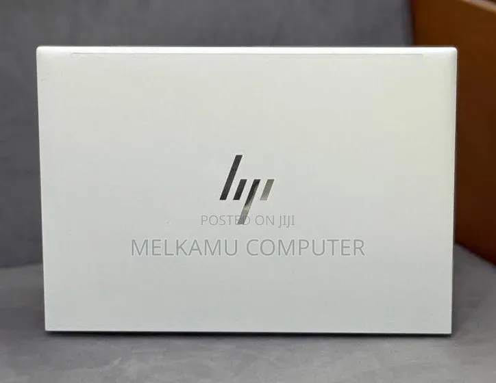 New Laptop HP EliteBook 830 G9 16GB Intel Core i5 SSD 512GB