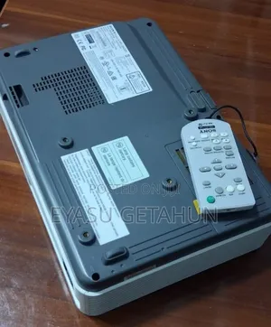 Sony Projector Model Name VPL-Dx220 Hardware Interface VGA