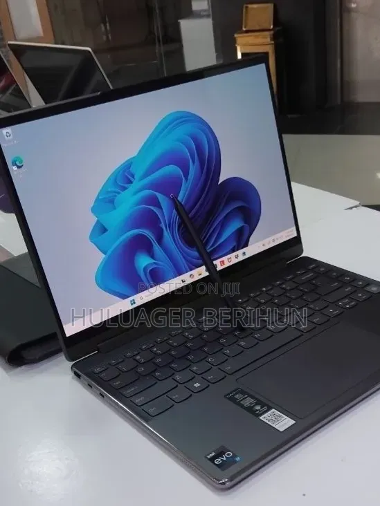 New Laptop Lenovo Yoga 9i 16GB Intel Core i7 SSD 512GB