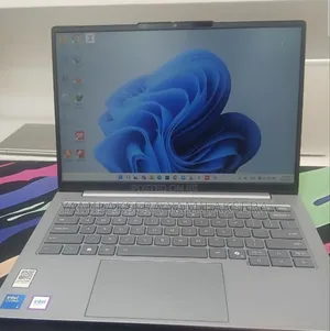 New Laptop Lenovo Thinkbook 14 16GB Intel Core Ultra 9 SSD 512GB