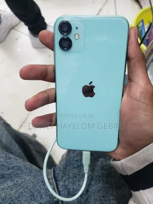 Apple iPhone 11 64 GB Blue